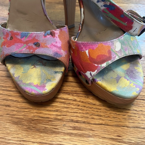 Stella McCartney Floral Canvas and Wooden Platform Heels, size 38 - Picture 3 of 7